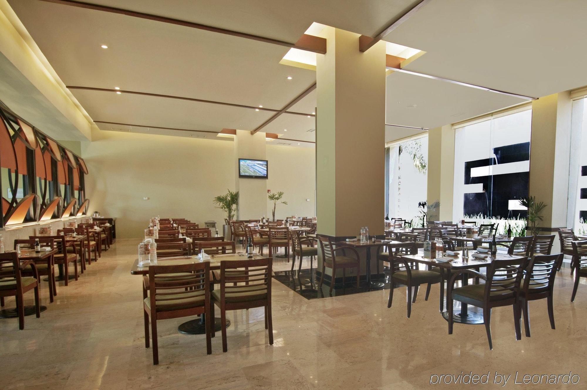 Fiesta Inn Cuautitlan Cuautitlán Izcalli Restaurant billede