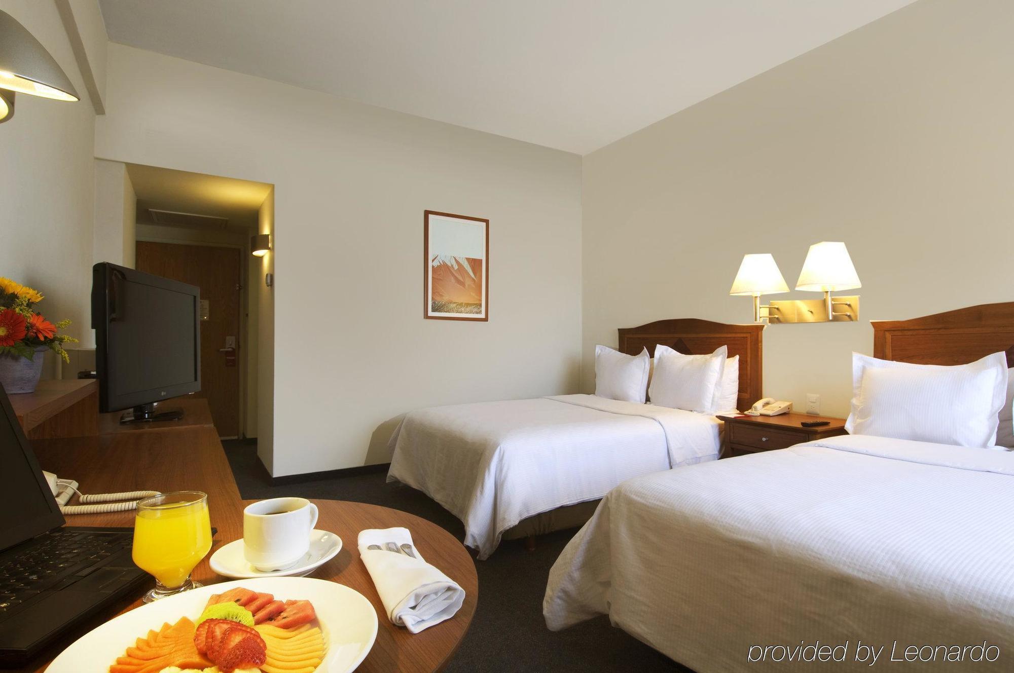 Fiesta Inn Cuautitlan Cuautitlán Izcalli Eksteriør billede